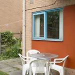 Well-equipped 4 Bedroom House Close To Centre Leeds (West Yorkshire)